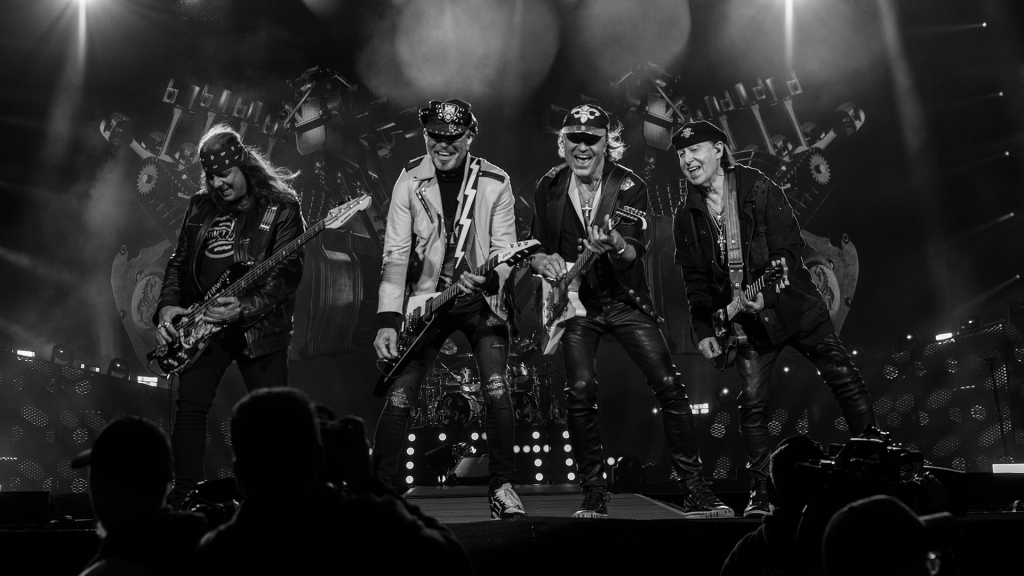 Nuevo libro de Scorpions “60 Illustrated Years”
